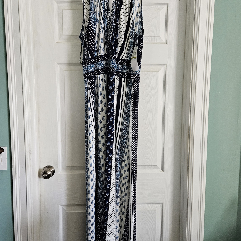 Beachy Blue and White Patterned Maxi Dress Size 14 New Wit Tags